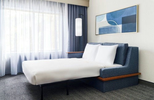 Bedford Park Hotel | Courtyard by Marriott Chicago Midway Airport