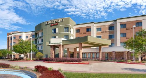 Nassau Bay Hotel | Courtyard by Marriott Houston NASA Clear Lake