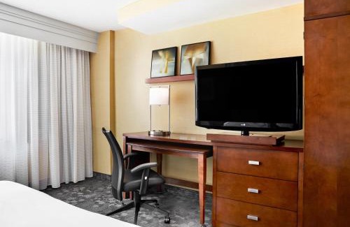 Jackson Hotel | Courtyard by Marriott Jackson