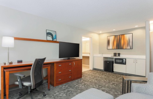 Monroe Hotel | Courtyard by Marriott Monroe Airport