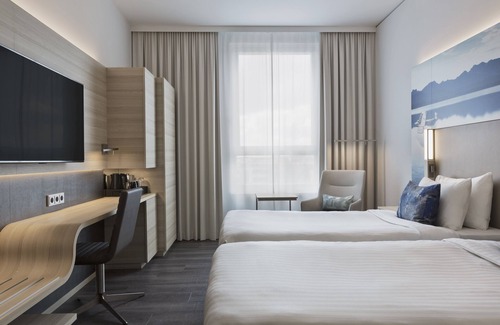 Gilching Hotel | Courtyard by Marriott Oberpfaffenhofen Munich South