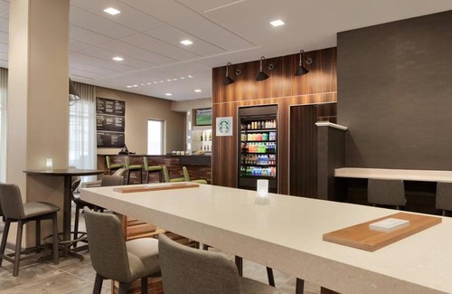 Woodbury Hotel | Courtyard by Marriott St Paul Woodbury
