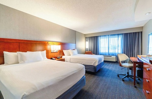 D'Iberville Hotel | Courtyard by Marriott Biloxi North/D'Iberville