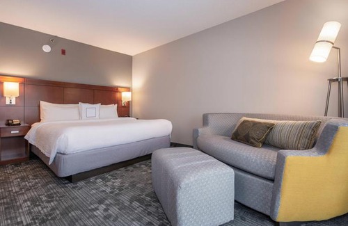 Huntersville Hotel | Courtyard by Marriott Charlotte Lake Norman