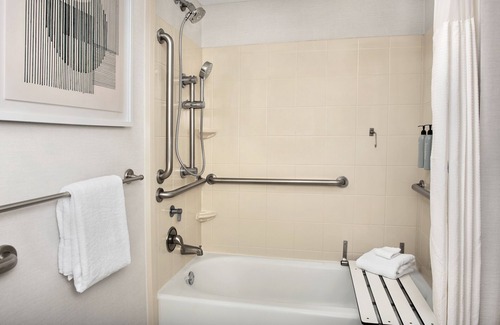 Southside Hotel | Courtyard by Marriott Jacksonville Flagler Center