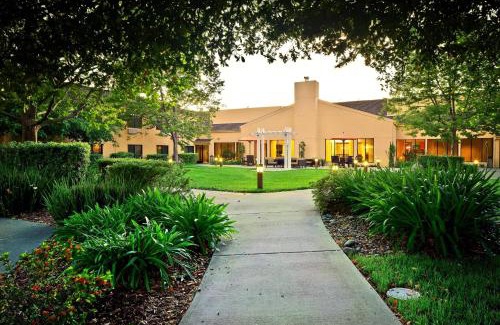 Nut Tree Hotel | Courtyard by Marriott Vacaville