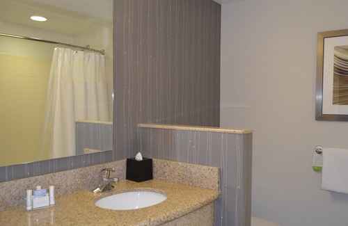 Winchester Hotel | Courtyard by Marriott Winchester