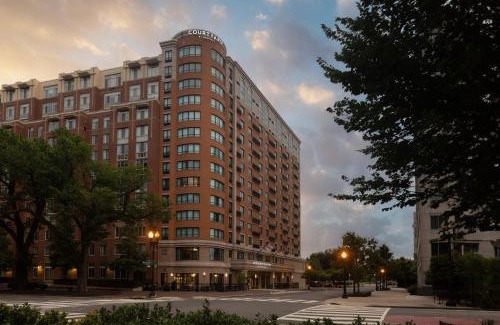Navy Yard Hotel | Courtyard by Marriott Washington Capitol Hill/Navy Yard