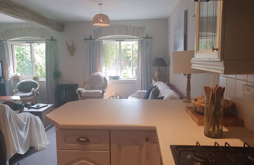 Chillington Cottage | Courtyard cottage in Slapton, South Devon. 10 minutes drive to beach