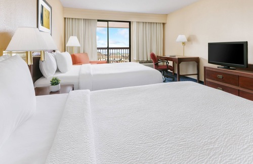 Flint Hotel | Courtyard Flint by Marriott