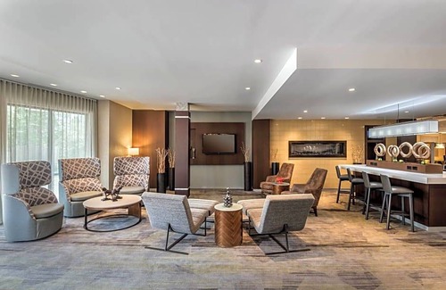 Waldorf Hotel | Courtyard Marriott Waldorf