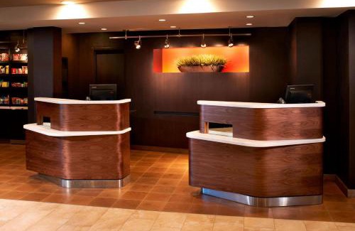 Rossford Hotel | Courtyard Toledo Rossford/Perrysburg