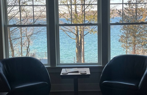 Skaneateles Apartment | Cove House-Private Waterfront Sleeps 9