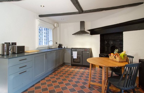 Coventry City Centre Cottage | Coventry Historic Houses