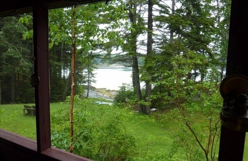 South Bristol Cabin | Coveside Waterfront Secluded Cottage on Seal Cove