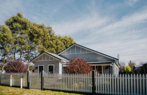 Trentham House | Cow Bell Cottage
