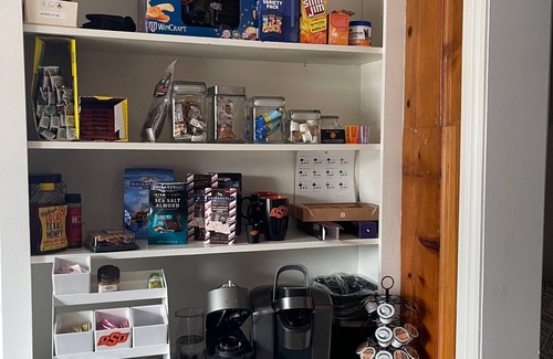 Stillwater House | Cowboy Getaway.Spacious 4-bedroom house next to campus on University Drive