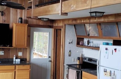 Crofton Cabin | Cozi A-Frame with an Amazing View