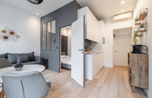Jean-Medecin Apartment | Cozy 1 Bdr Downtown