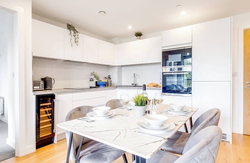 Boksburg Apartment | Cozy 1-bedroom apartment in beautiful Boksburg with WiFi