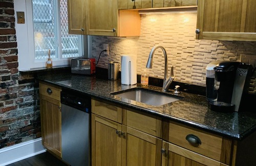 Beacon Hill Apartment | Cozy 1 Bedroom Apartment in Historic BeaconHill