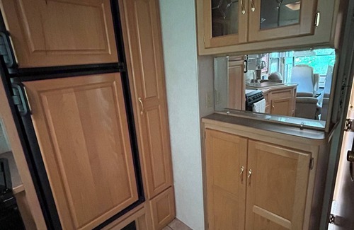 Petal RV Rental | Cozy 1-bedroom campground with AC and WiFi in charming Petal!