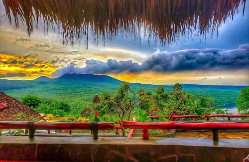 Nandasmo Cabin | Cozy 1-bedroom Casita w/AC, WiFi in fabulous Hacienda Puerta del Cielo Ecolodge