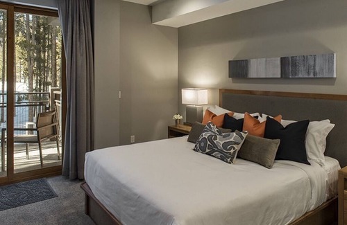 Breckenridge Resort | Cozy 1-bedroom resort with WiFi, AC in Breckenridge. Access to downtown & trails