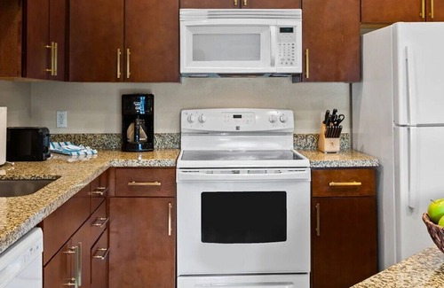 Terra Lago Resort | Cozy 1-bedroom resort with Tennis,Golf, pool and hot tub in Indio California
