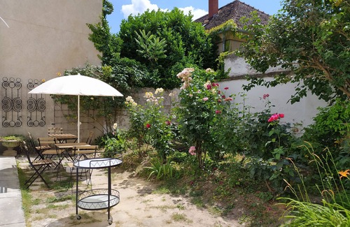 Keszthely Apartment | Cozy 1-bedroom studio in Keszthely centre with WiFi, streaming w/o kitchen