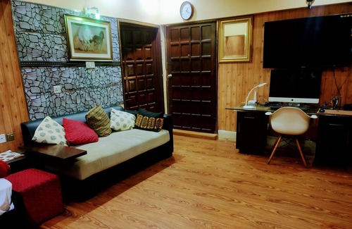 D.H.A. Apartment | Cozy 1-bedroom with private entrance, private bathroom AC, WiFi in DHA Karachi