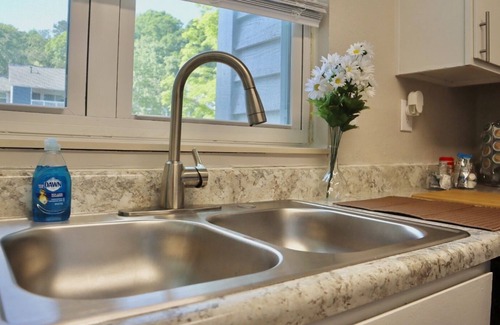 Sandy Springs Apartment | Cozy 1BR Apartment in Sandy Springs, Atlanta – Prime Location with Free Parking!