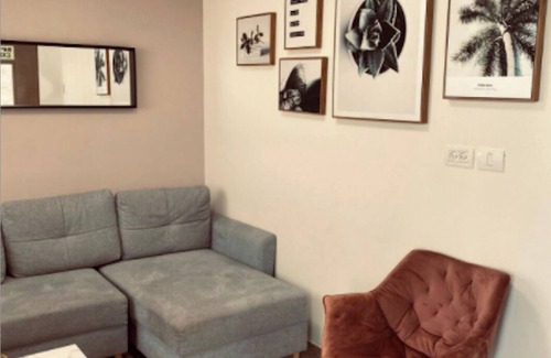 Nachlaot Apartment | Cozy 1BR Apartment with Outdoor Comfort