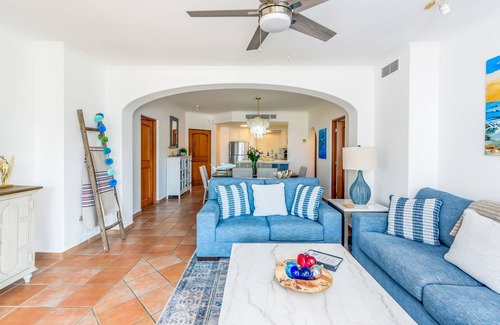San Jose del Cabo Condo | Cozy 2-Bedroom Condo in Beautiful San José del Cabo, just steps to the Beach!