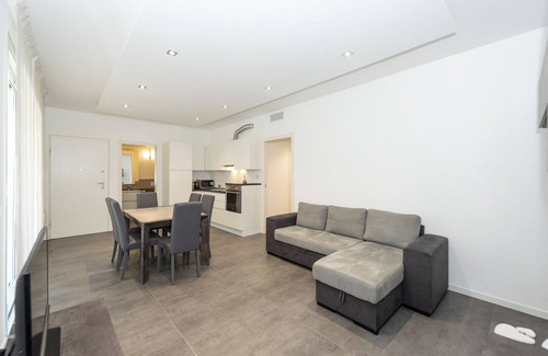 Faro Apartment | Cozy 2-bedroom apartment, in residence with swimming pool 500 meters from the sea