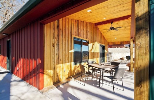 Cotter Cabin | Cozy 2-bedroom cabin in cotter with beautiful river views!