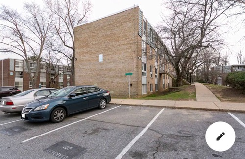 Aspen Hill Condo | Cozy 2-bedroom condo in quaint Aspen Hill with AC, WiFi
