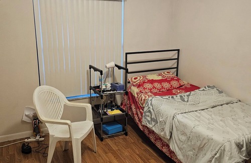 Driftwood Condo | Cozy 2-bedroom condo with AC, fitness room in superb Hollywood