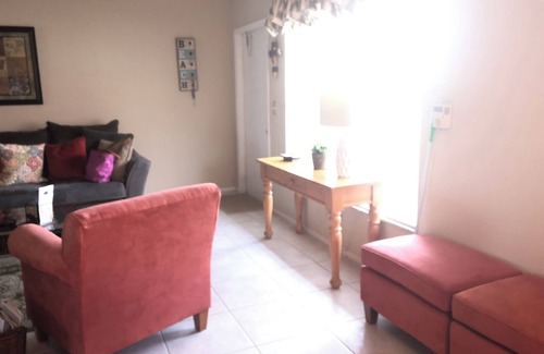 Florida Ridge Condo | Cozy 2-bedroom condo in enchanting Vero Beach