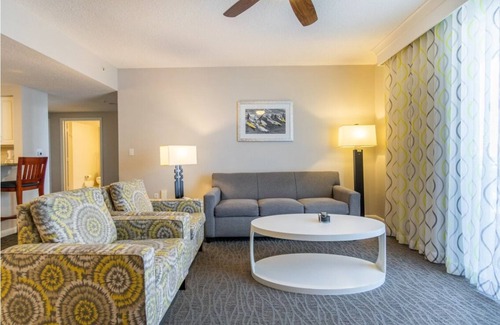 Smith's Memento Resort | Cozy 2-Bedroom Deluxe Suite in Beautiful Daytona Beach!