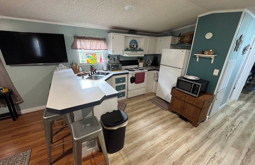 Manattee Road House | Cozy 2-bedroom home in tranquil Chiefland