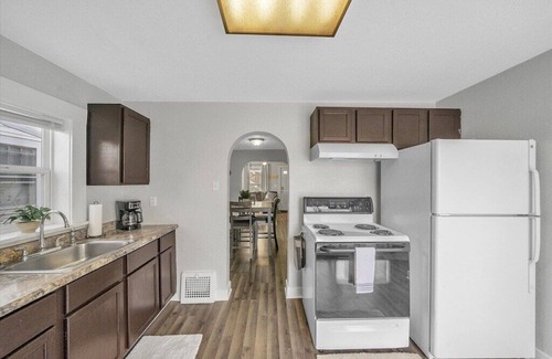 Lansing House | Cozy 2 bedroom home with Wi-Fi & large deck