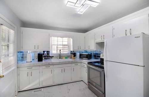 Candler-McAfee House | Cozy 2-bedroom house in East Lake
