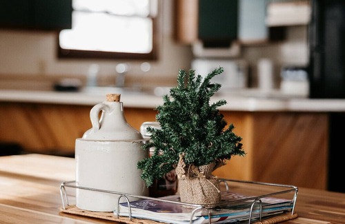 Crosslake Cabin | Cozy 2 Bedroom Lakefront Cabin on Crosslake w/Sauna