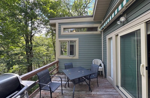 Charter Hills House | Cozy 2-Bedroom Mountain Chalet Near Beech Ski Resort