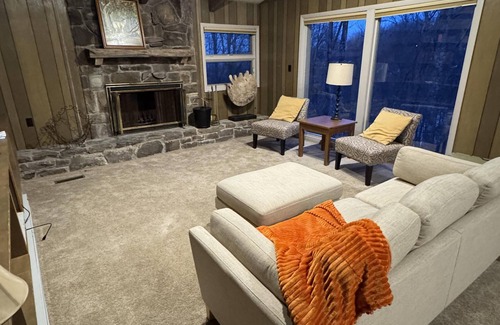 Charter Hills House | Cozy 2-Bedroom Mountain Chalet Near Beech Ski Resort