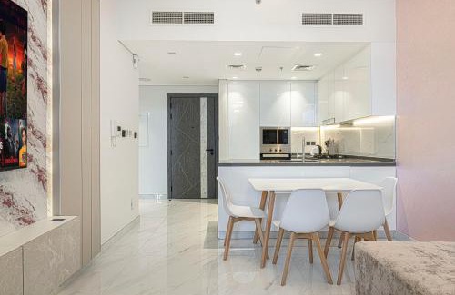 Al Barsha Apartment | Cozy 2 Bedroom with a Private Pool