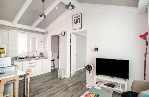 Seogyo-dong Apartment | COZY - 2 Bedrooms - Elevator/Terrace in Heart of Hongdae- 4 mins walk to subway