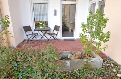 Bad Kreuznach Apartment | Cozy 2-room apartment - terrace, WLAN, TV, near the city center