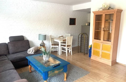 Bad Schwartau Apartment | Cozy 2 room apartment with XXL garden in the center of Bad Schwartau, close to the Baltic Sea!